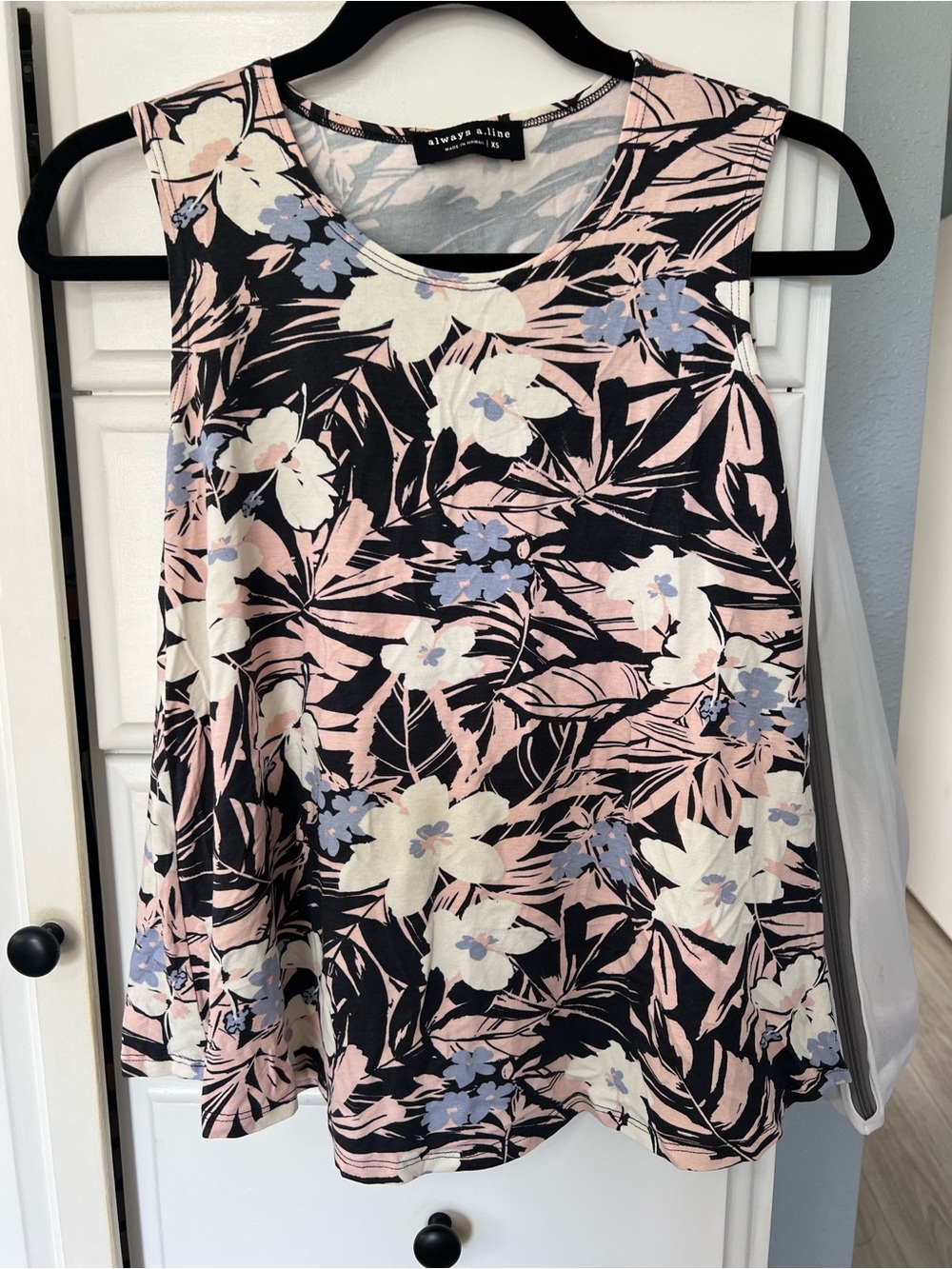 NWT Always A.line floral Print Sleeveless Top